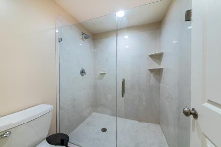 Effortless Shower Maintenance: The Benefits of Glass Sealant for Shower Enclosures